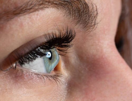 اسباب القرنية المخروطية